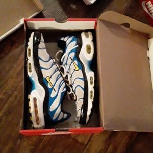 Great condition men's shoes size 10.5